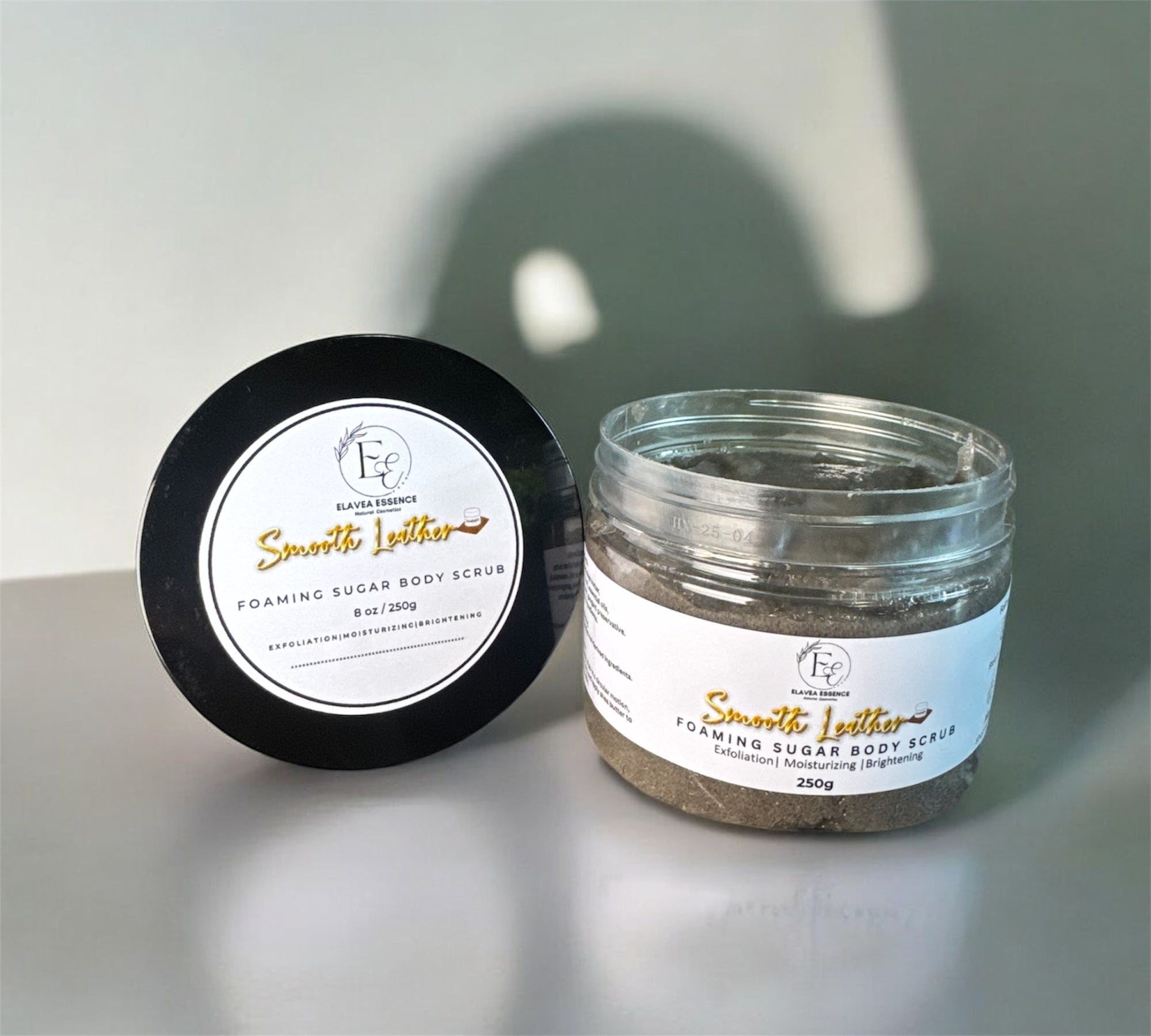 Smooth Leather Foaming Body Scrub